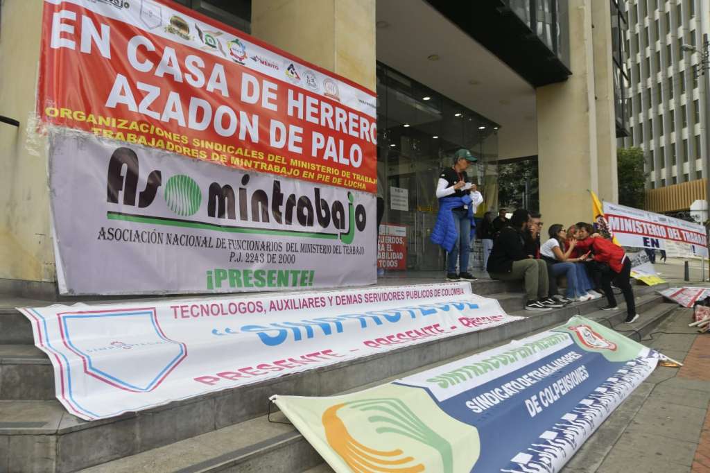 Huelga de sindicatos del Ministerio de Trabajo