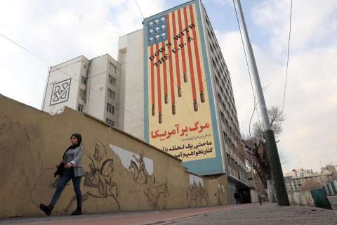 Tensiones entre EE.  UU. e Irán: ¿qué tan real es la amenaza de intervención militar?