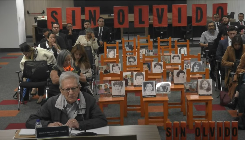General (r) Arias Cabrales, durante audiencia de verdad en la Jurisdicción Especial para la Paz (JEP).