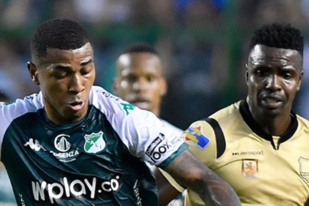 Cali y Águilas en el estadio Deportivo Cali.