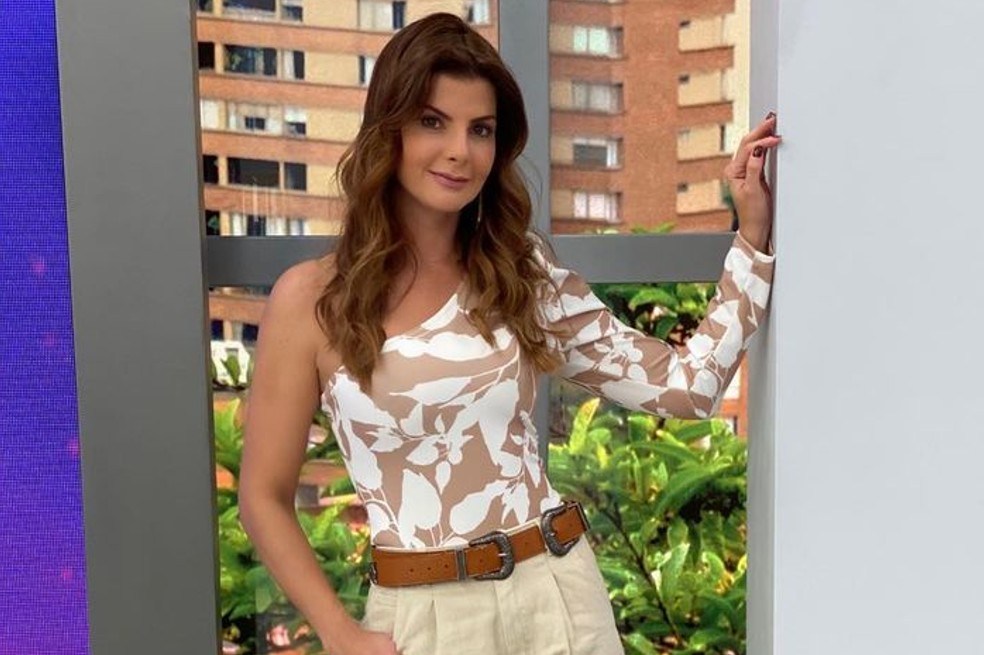En sus redes sociales, Carolina Cruz ha compartido fotos del cambio que ha tenido su cuerpo en todos estos meses.