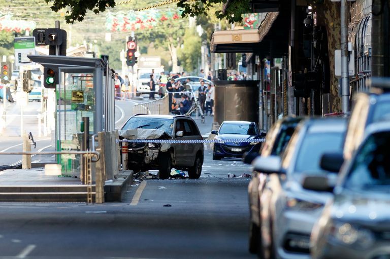 Dos detenidos tras el atropello de al menos 15 personas en Melbourne, Australia