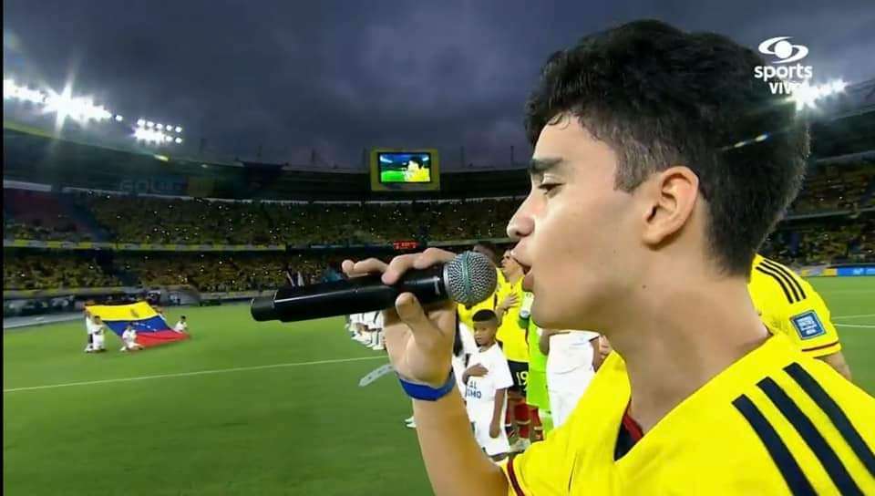 ¿Por qué las críticas al canto del himno en partido Colombia vs Venezuela?