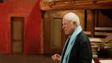 Peter Brook: “Lo importante es sacar a la luz la esencia”