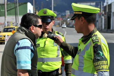 Si no paga las multas por conducir ebrio, sus bienes pueden ser rematados