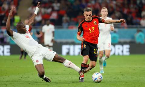 Bélgica sufrió pero derrotó a un digno Canadá en el debut