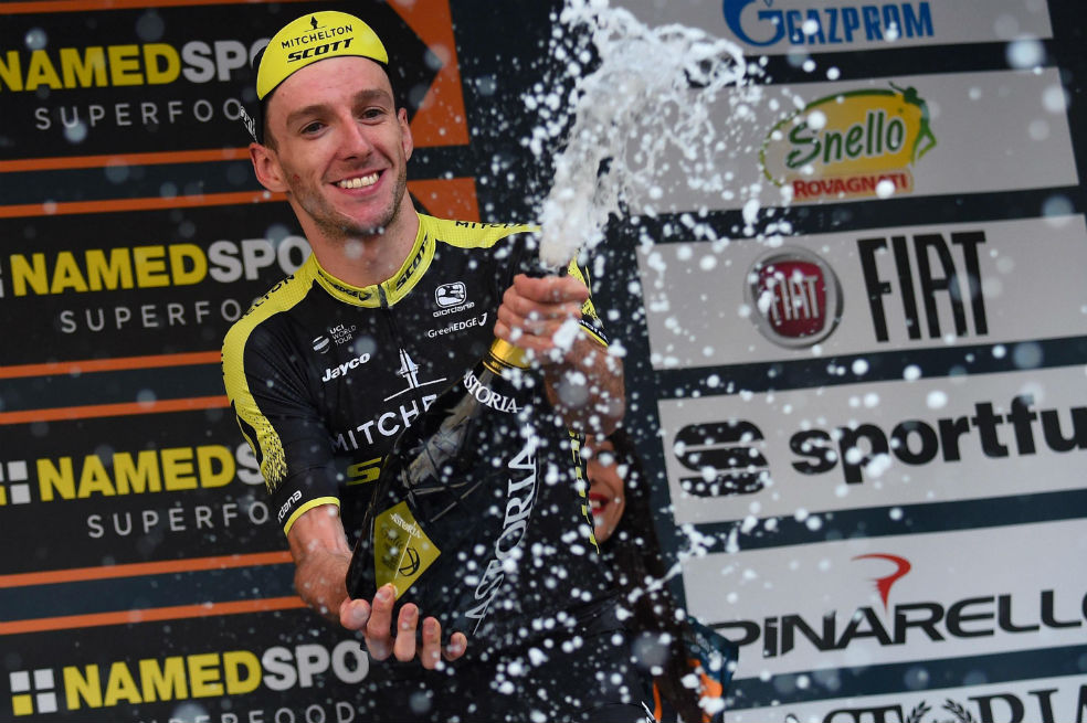 Adam Yates, ganador de la quinta etapa. / EFE