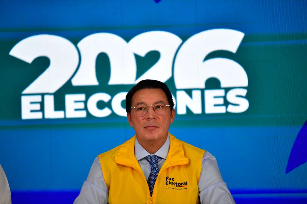 Registrador Nacional durante rueda de prensa previo a las elecciones presidenciales del 31 de mayo (Primera Vuelta)