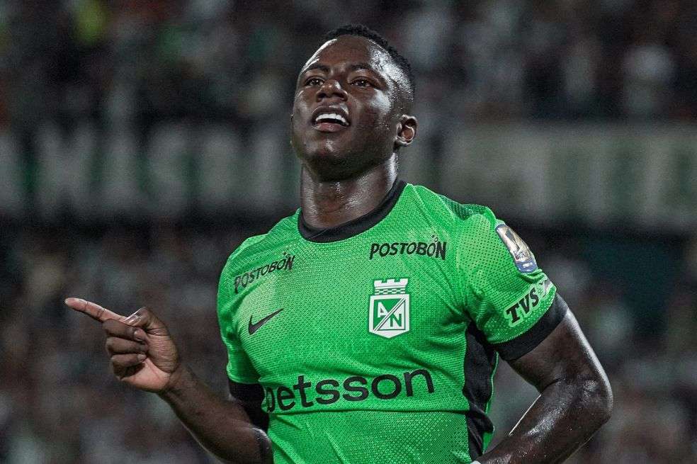 Marino Hinestroza abrió la goleada de Nacional sobre Chicó.
