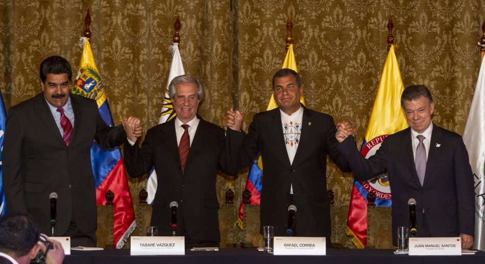 Nicolás Maduro, Tabaré Vásquez, Rafael Correa y Juan Manuel Santos después de la reunión. / EFE