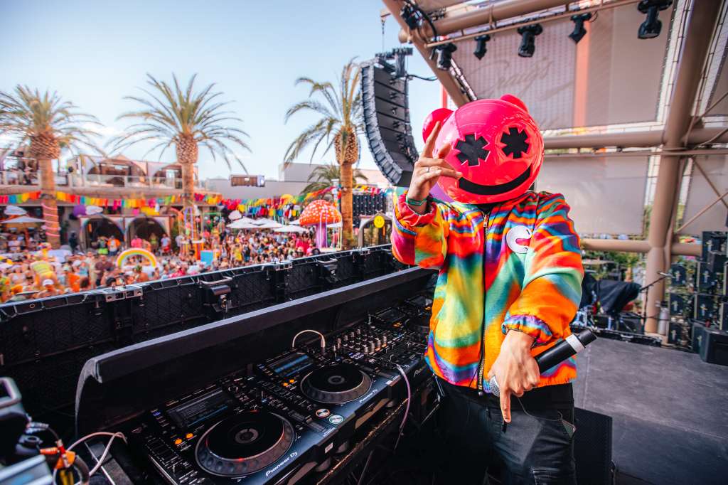 DJ Cornetto comenzó el proceso de construcción de su personaje musical en 2019.