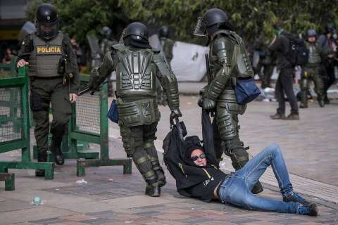 Radicada en Congreso proposición para debate de control político contra Policía 