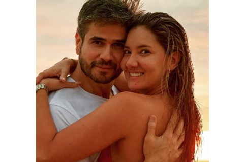 La romántica dedicatoria de Daniel Arenas en foto en bikini de Daniella Álvarez