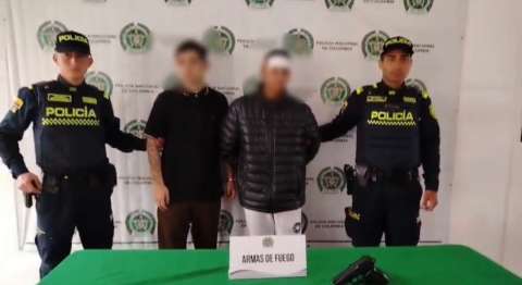 Capturan a dos hombres que fingieron ser pasajeros para robar un vehículo en Ciudad Bolivar
