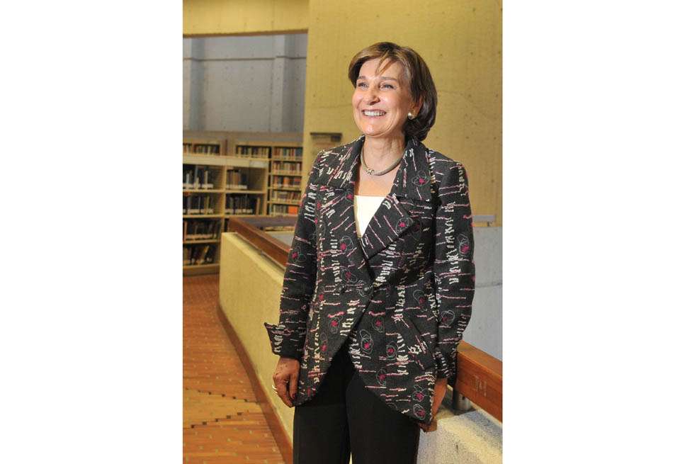 Cecilia María Vélez, rectora de la U. Jorge Tadeo Lozano, considera que el riesgo más grande de deserción es por razones económicas, no académicas. / Daniel Góme
