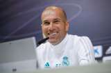 Zidane: "Es difícil ver que un jugador como Iniesta se marche"