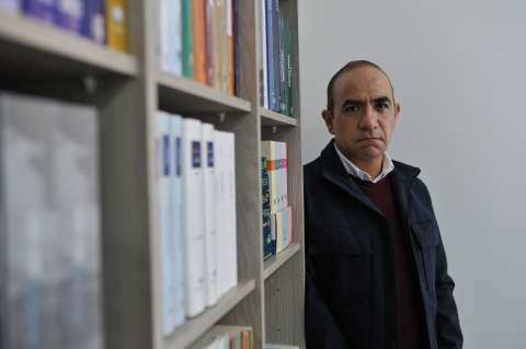 No puedo balancear los derechos y la plata: director de la Agencia Jurídica del Estado