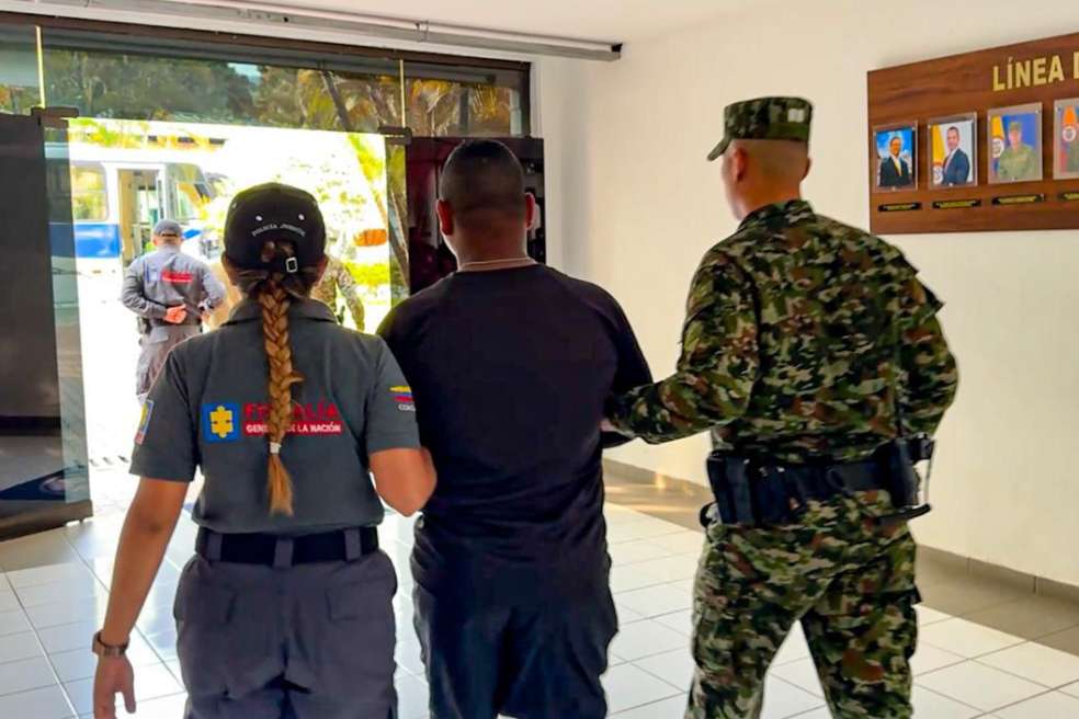 Petro denunció presunto homicidio de un civil dentro de base militar en Antioquia