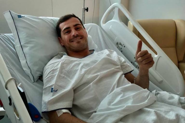 La plantilla del FC Porto visitó a Iker Casillas luego de su infarto