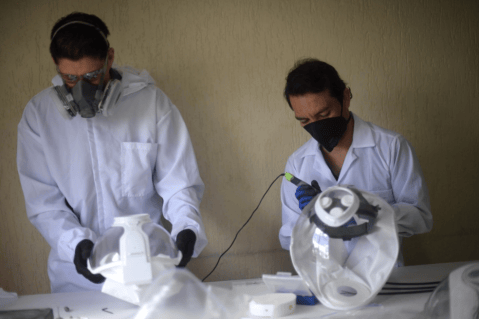 En fotos: emprendedores colombianos diseñan una burbuja para protección del COVID-19