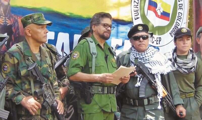 El pasado 29 de agosto, “Jhon 40”, “Iván Márquez” y “Santrich”, entre otros exintegrantes de las Farc, anunciaron que volvían a las armas.  / Imagen de Youtube