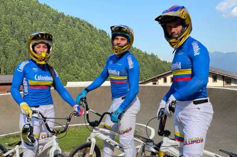 La selección de Colombia de BMX ya entrenó en Tokio