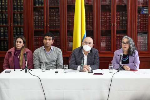 Congreso incluirá cláusula en contratos para evitar que se cometa violencia sexual
