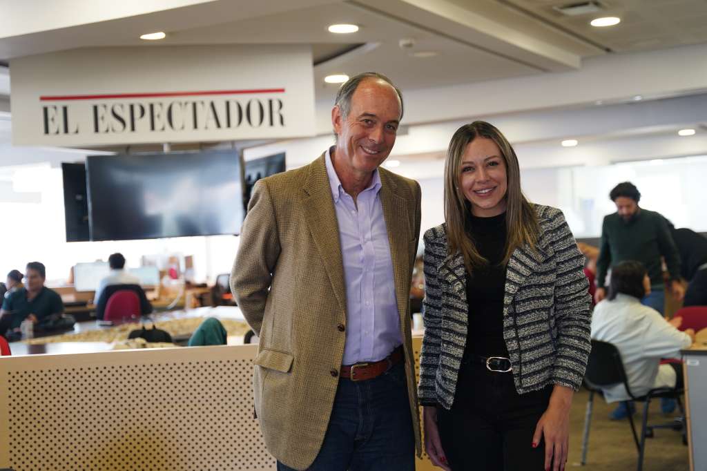 Gonzalo Sanz de Santamaría (Director Corporación Libertad Cultural) y Diana Andrade (Consultora parlamentaria para la Corporación Libertad Cultural).