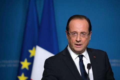 Derecha francesa presenta moción de censura contra gobierno