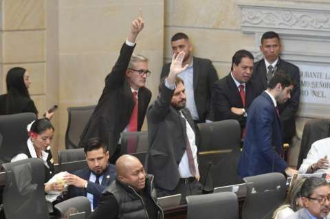 Partidos se pronuncian sobre ley de financiamiento en día clave del presupuesto 2025