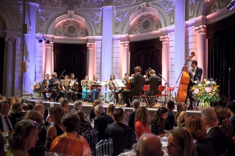 Camerata RCO: de la euforia a la contemplación