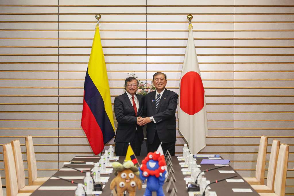 Gustavo Petro Shigeru Ishiba Japón