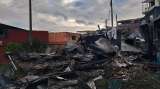 Bomberos controlan incendio en viviendas del barrio Los Laches