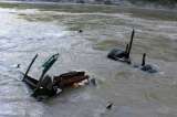 Al menos 22 muertos en Nepal por caída de autobús a un río