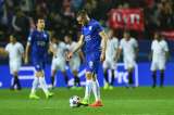 El Leicester cayó a puestos de descenso en la Premier League