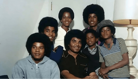 ¿Qué pasó con los hermanos de Michael Jackson?  Uno a uno: Jermaine, Janet, Tito y Marlon