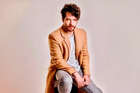 Julián Trujillo: Edad, novias, su nexo LGBTI y más del participante de ‘LCDLF’
