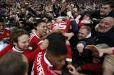 Manchester United ayudará a sus hinchas a llegar a Sevilla