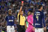¿Cuánto vale una tarjeta roja en el fútbol colombiano en 2025? Esta es la multa