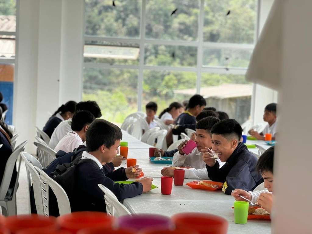 Programa de Alimentación Escolar.