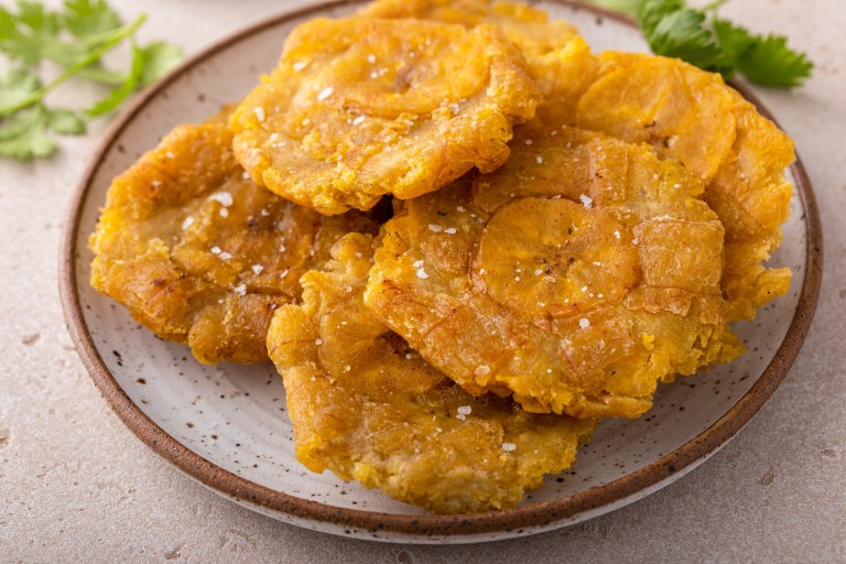 ¿Cómo hacer para que los patacones no queden grasosos?