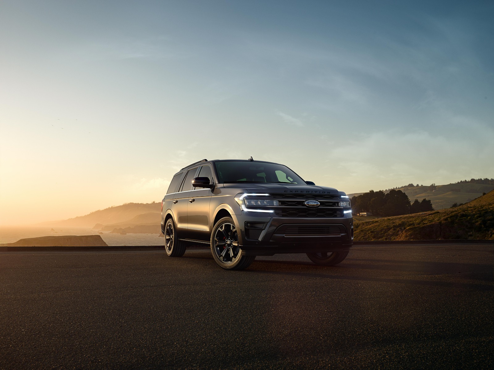 Ford Expedition Stealth Performance 4x4