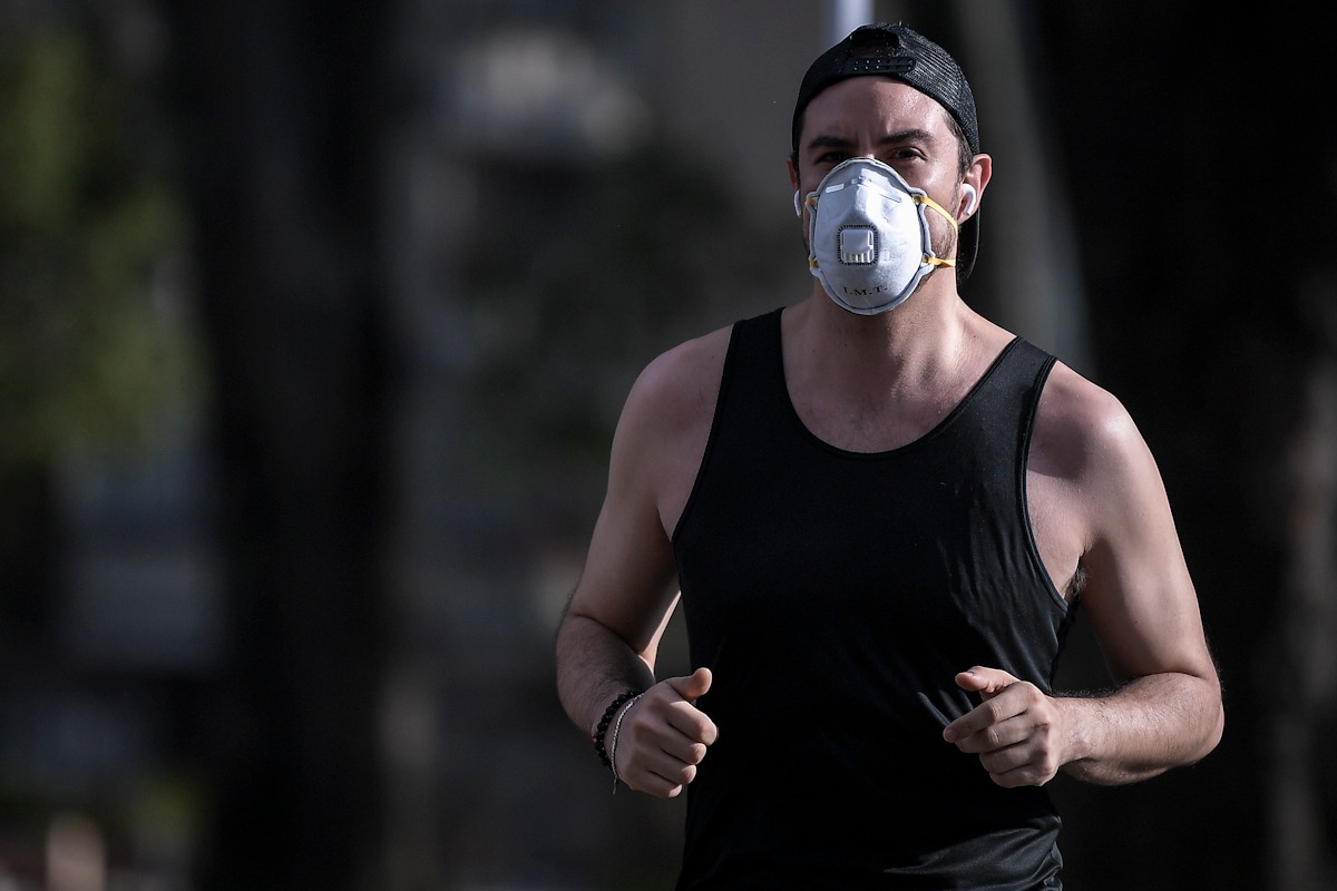 Este lunes más de 2 millones de bogotanos volvieron a salir a las calles.  / Mauricio Alvarado - El Espectador.