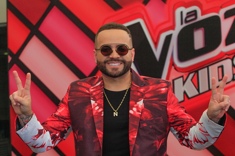 Nacho, cantante, compositor y productor venezolano, ganador de grandes premios internacionales de la música y quien también estará por primera vez en la silla de los entrenadores.