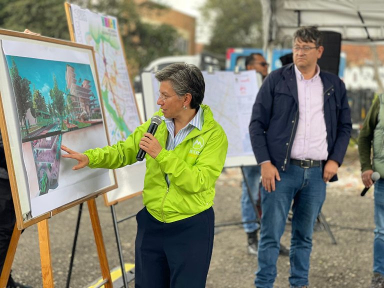 Claudia López, de frente contra la ALO: habla de prevaricato y volteo de tierras