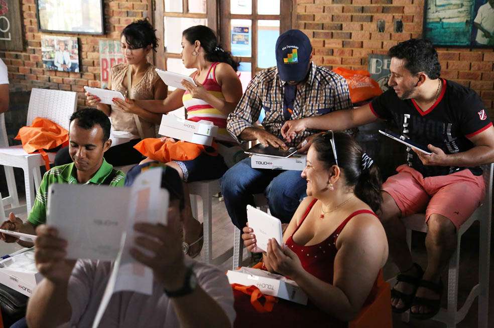 Participantes de la escuela de emprendimiento estuvieron ocho días en Santa Marta para simular experiencias de trabajo en equipo. / Cortesía