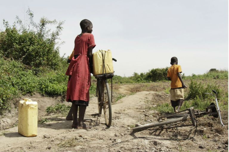 ¿Agua potable para los humanos o contaminar los océanos?