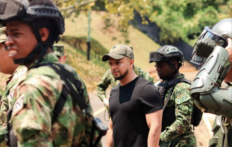 Piden explicaciones al Ejército por polémica visita de Andrés Escobar a cantón