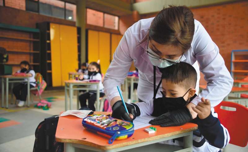 Imagen de referencia de regreso a clase en colegios públicos de Bogotá el año pasado.