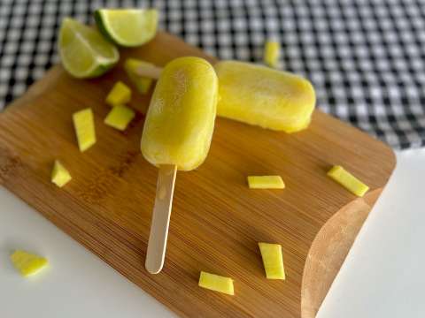 Paletas de mango biche para refrescar el día